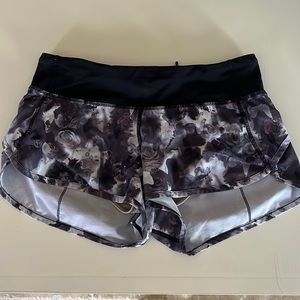 Lululemon Speed Up shorts